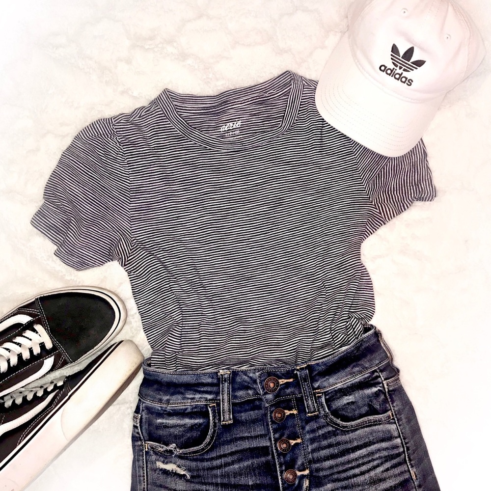 ✰ AERIE Blue & White Striped Tee ✰